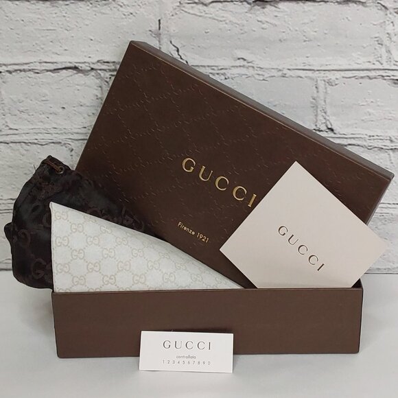 'GUCCI' SIGNATURE'CC' BOX, DUST BAG, TISSUE PAPER, INSERT CARD 4-PIECE GIFT SET - Picture 9 of 11